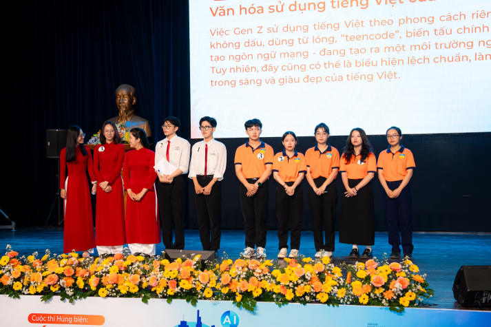 Sinh viên HUTECH tỏa sáng tại Cuộc thi Hùng biện tiếng Việt Khối thi đua 21 năm học 2024-2025 83