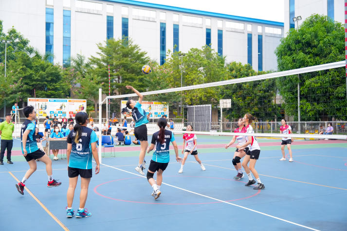 [Ảnh] Khám phá loạt “tọa độ” học tập, thực hành và rèn luyện thú vị tại HUTECH 220