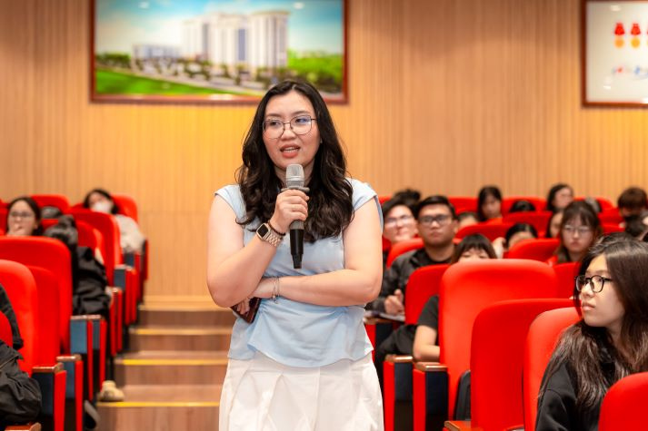 Hiểu khách hàng để làm Marketing: Bài học thực chiến của sinh viên Khoa Truyền thông - Thiết kế 64