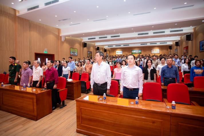 Bồi đắp bản lĩnh, nâng cao trách nhiệm quốc phòng, an ninh trong đội ngũ HUTECH 9