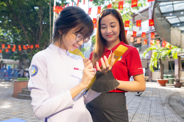 HUTECH Scholarship Tour 2026: Hành trình “Nhận học bổng – Chạm tương lai” sẵn sàng khởi động vào 13/4 tới 52