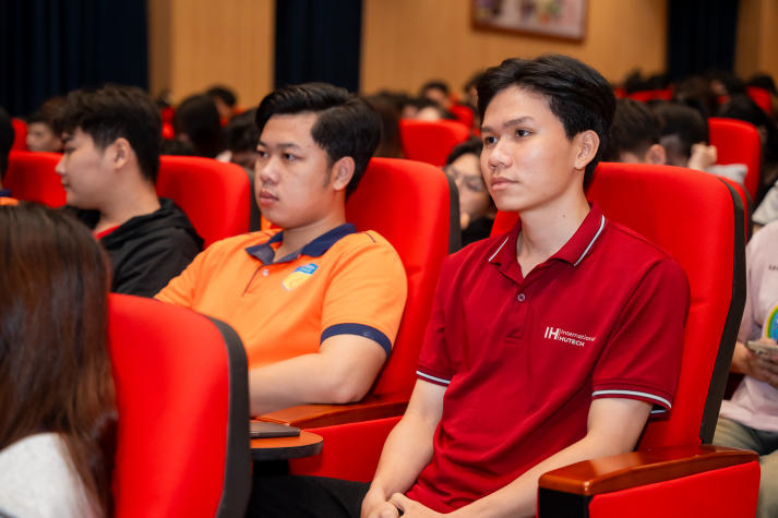 [Video] IPPG đồng hành cùng sinh viên HUTECH chinh phục nhà tuyển dụng 40