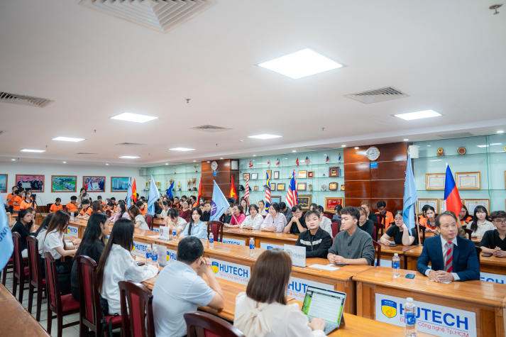 Sinh viên Quan hệ Công chúng “kích hoạt” NextGen Impact, mở rộng mạng lưới hợp tác sinh viên toàn cầu 8