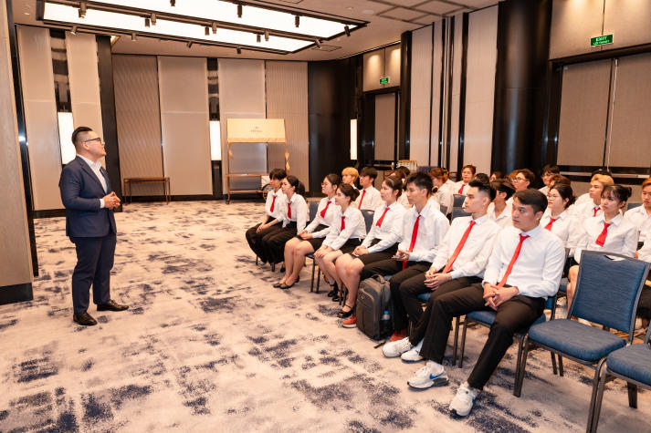 [Video] Không gian 5 sao trở thành lớp học: Sinh viên Quản trị khách sạn trải nghiệm tại Hilton Saigon và Renaissance Saigon 33