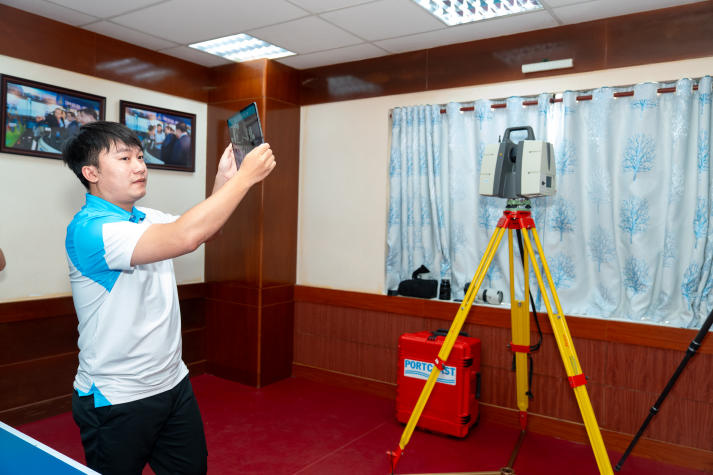 [Video] Sinh viên Khoa Xây dựng tiếp cận công nghệ quản lý công trình hiện đại tại Portcoast 90