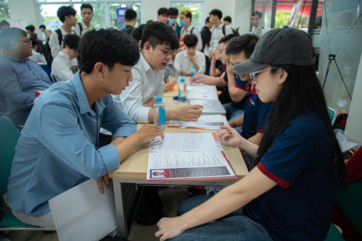 HUTECH IT OPEN DAY 2024 chuẩn bị khởi động với loạt hoạt động thú vị 77