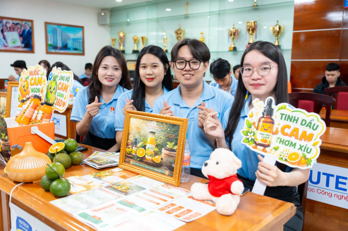 Cổ Mộc Hương “ẵm” giải Quán quân Cuộc thi Ý tưởng khởi nghiệp sáng tạo sinh viên lần 4 89