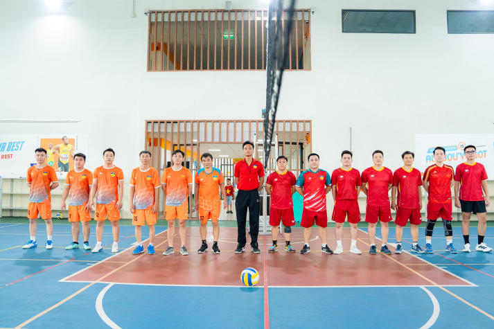 [Hội thao CB-GV-NV HUTECH 2025]: TT.TVTS-TT.TrT-TT.Mar-PTTH, P.ĐT-P.KT-TT.DHS bảo vệ thành công ngôi vương Bóng chuyền nam, nữ 28