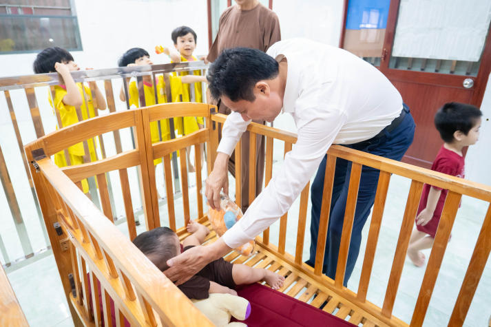 Cựu sinh viên và doanh nhân HUTECH viết tiếp hành trình nhân ái tại Mái ấm tình thương Phúc Lâm 94