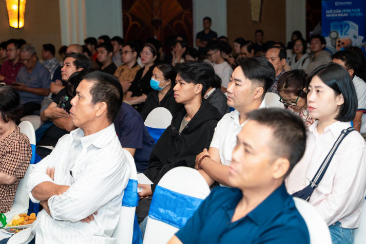 THIET THACH Group mang xu hướng vật liệu mới đến với sinh viên Khoa Kiến trúc - Mỹ thuật 58