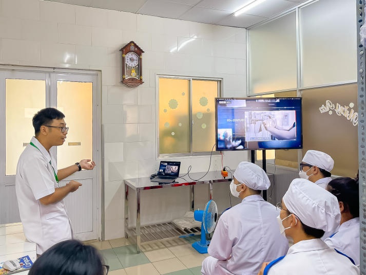 Sinh viên ngành Điều dưỡng HUTECH hoàn thành thực tập tại Bệnh viện Lê Văn Thịnh 44