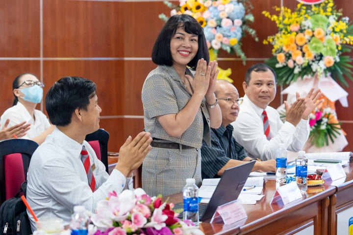 Nhiều vấn đề hữu ích về pháp luật kinh doanh bảo hiểm tại Việt Nam được các chuyên gia thảo luận 46