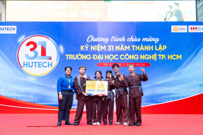 Sinh viên HUTECH “đốt cháy” sân khấu với loạt vũ đạo cuốn hút tại HUTECH Dancer Fest 2026 57