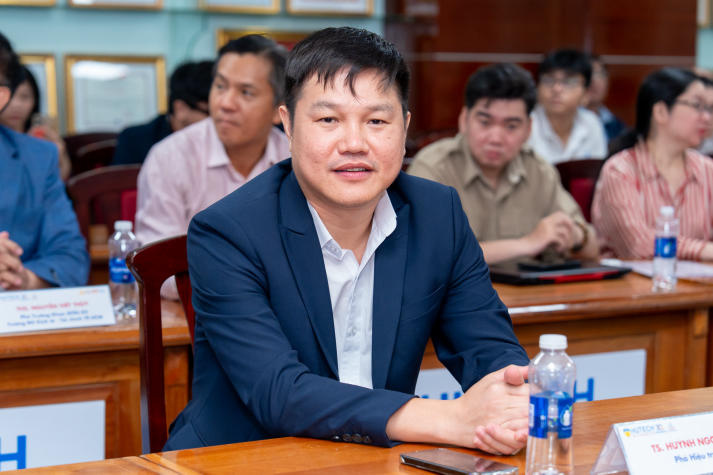 Hội thảo Du lịch thời đại số: Diễn đàn kết nối sáng tạo và giáo dục trong lĩnh vực du lịch 31