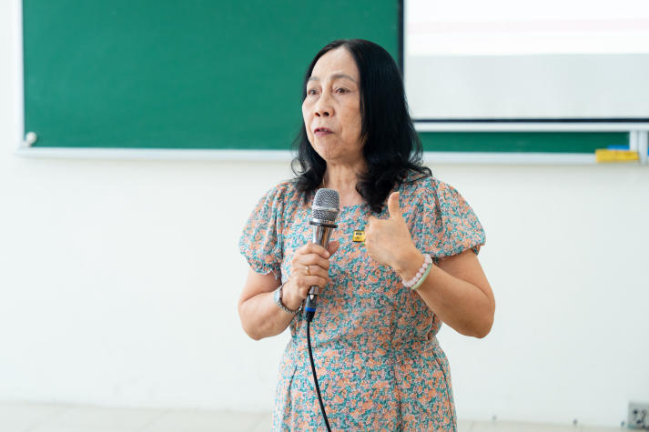 Sinh viên Khoa Tiếng Anh phá vỡ khuôn mẫu, mở rộng tư duy với văn học Mỹ hiện đại 56