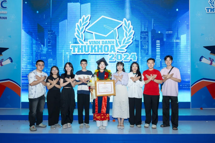 ​Khi thành công không phải điểm dừng: Câu chuyện truyền cảm hứng từ Thủ Khoa HUTECH 2024 123