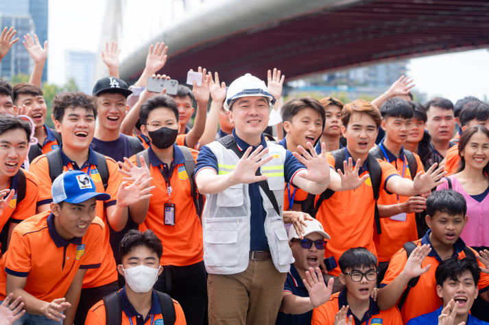 HÀNH TRÌNH KHÁM PHÁ THÀNH PHỐ THÚ VỊ CỦA TÂN SINH VIÊN 2025 14