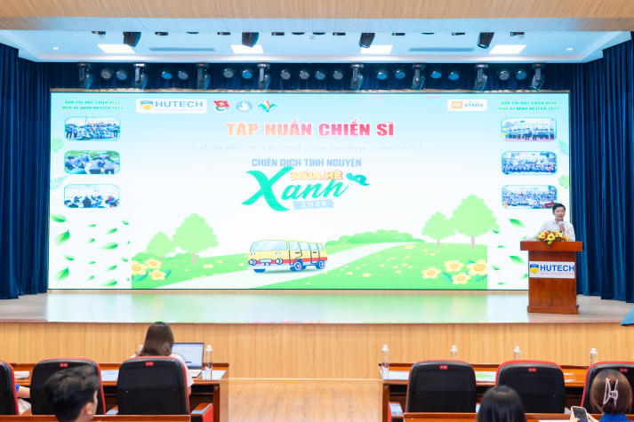 Sẵn sàng lên đường! Hơn 400 chiến sĩ Mùa hè xanh HUTECH 2025 hoàn tất tập huấn trước giờ ra quân 41