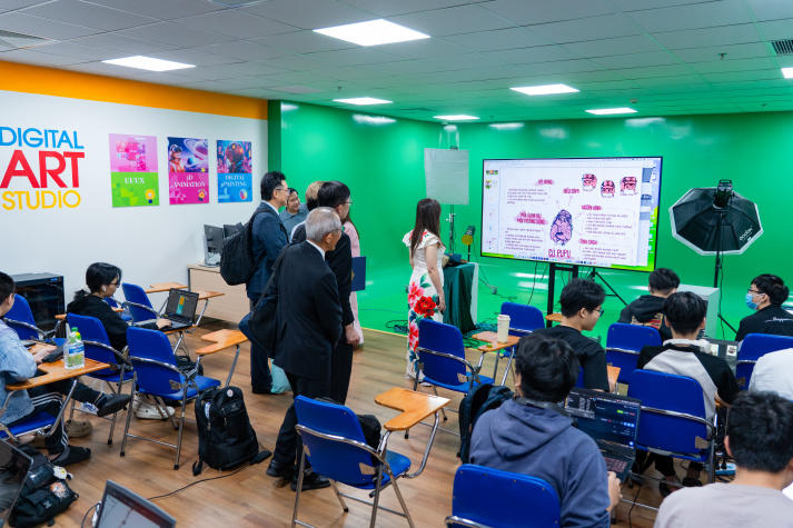 [Video] HUTECH kết nối sinh viên quốc tế, lan tỏa không gian học tập hiện đại và năng động 48