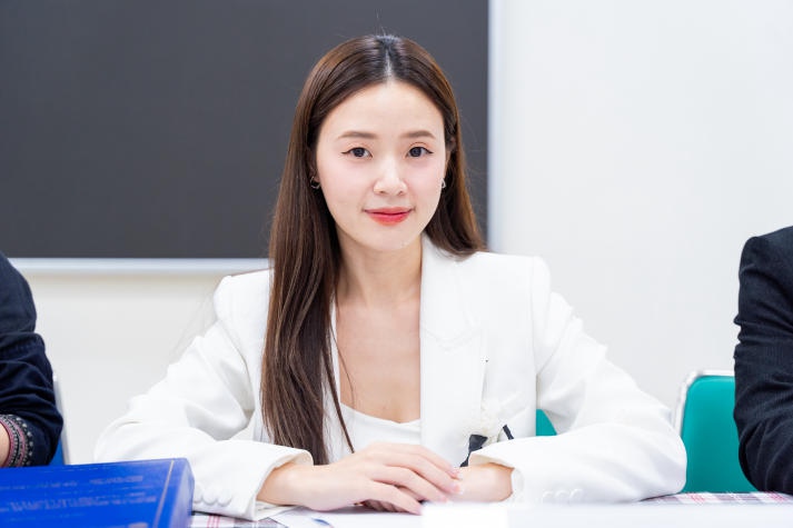 [Video] Sinh viên Thiết kế thời trang HUTECH “trình làng” loạt đồ án tốt nghiệp với nhiều ý tưởng độc đáo 20