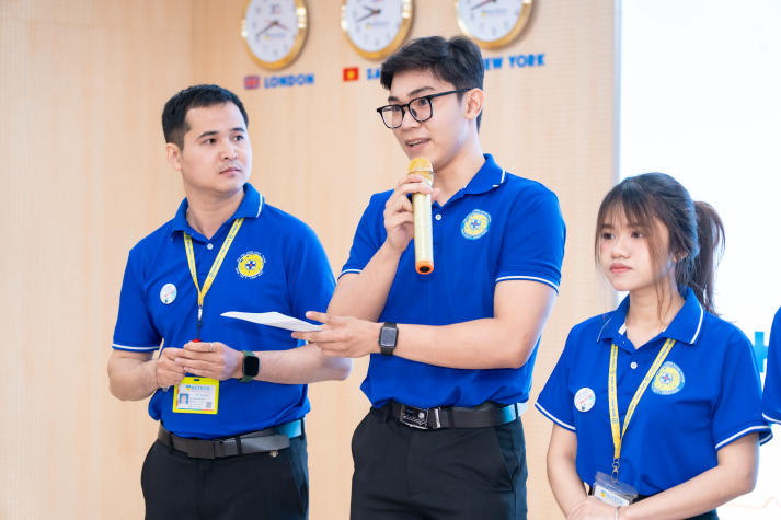 [Video] Sinh viên Khoa Thú y - Chăn nuôi toả sáng bản lĩnh nghề nghiệp tại Chung kết “Tôi là bác sĩ Thú y” 2025 74