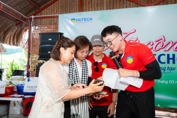 Ngày hội Nữ công HUTECH 2026: Gắn kết yêu thương, lan toả năng lượng tích cực 102