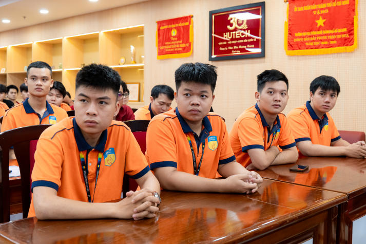 Sinh viên Viện Kỹ thuật “bỏ túi” kỹ năng thiết kế CV chuẩn ngành 38