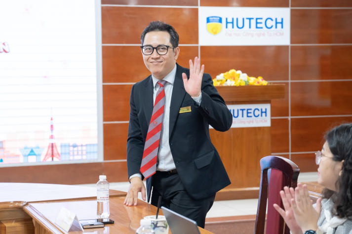 Sinh viên Khoa Quản trị kinh doanh HUTECH tìm hiểu “Bí kíp chinh phục nhà tuyển dụng Nhật Bản” 36