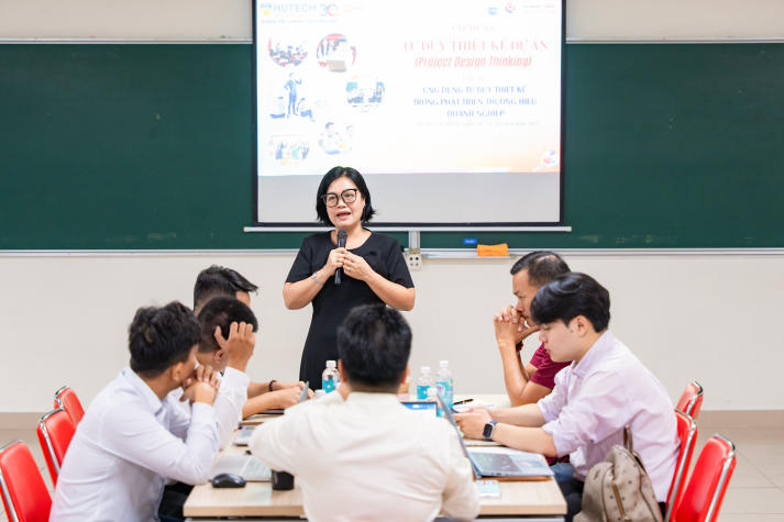 ThS. Nguyễn Thị Ngọc Anh tổ chức lớp học giả định trọn vẹn với các hoạt động đa dạng