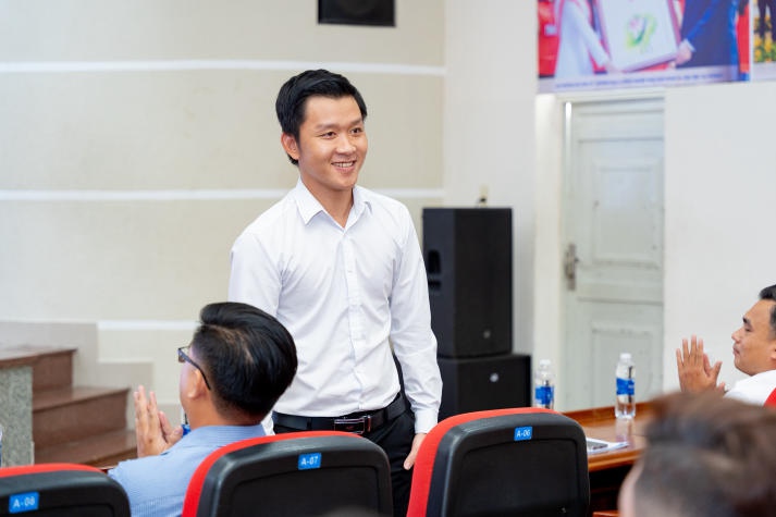 Viện Công nghệ Việt - Hàn HUTECH tuyên dương 357 sinh viên tiêu biểu HKI năm học 2023-2024 26