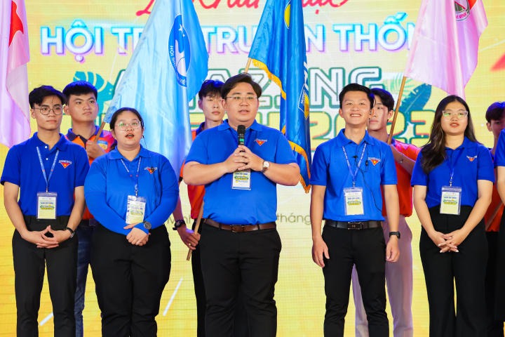 [Album ảnh] Những khoảnh khắc đáng nhớ tại Hội trại truyền thống Amazing HUTECH 2023 78