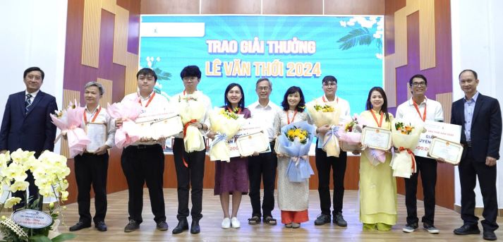 TS. Lê Thị Ngọc Thảo đạt Giải Luận án xuất sắc nhất tại Lễ Công bố và trao Giải thưởng Lê Văn Thới lần 8 năm 2024 24