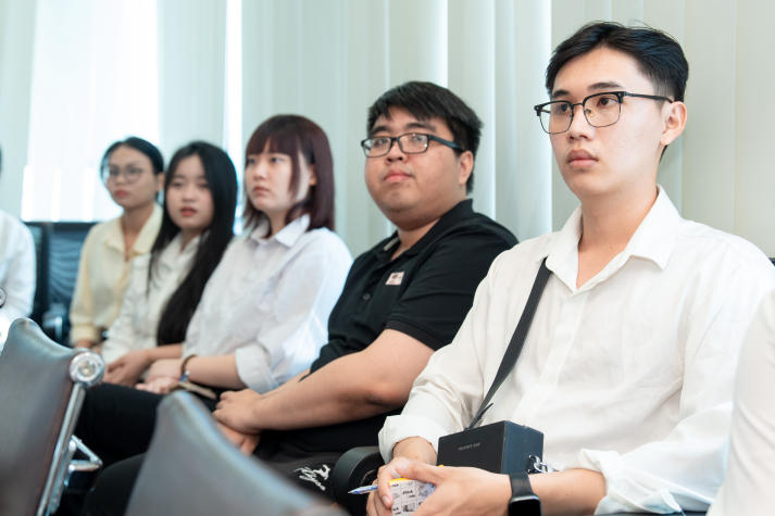 Trải nghiệm tại SSI và Manpower, sinh viên Khoa Tiếng Anh mở rộng tầm nhìn trong lĩnh vực Tài chính - Nhân sự 61