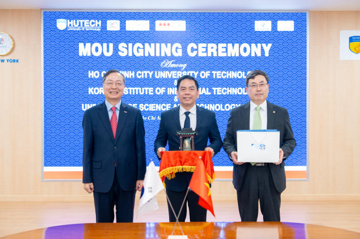 HUTECH ký kết MOU cùng Viện Công nghệ Công nghiệp Hàn Quốc (KITECH) và Đại học Khoa học Công nghệ Hàn Quốc (UST) 29
