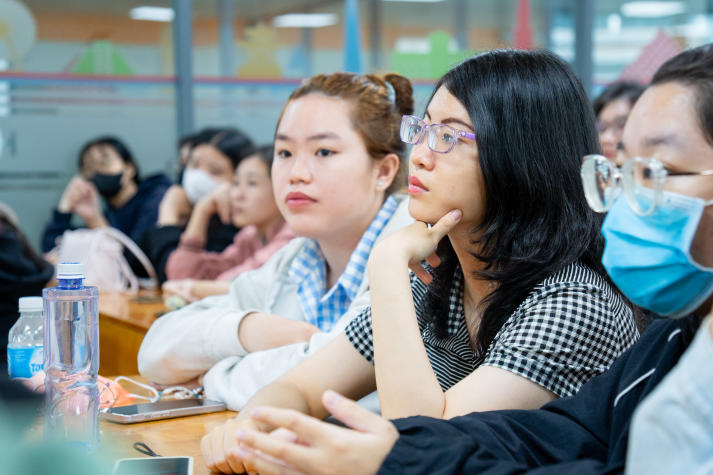 Rèn bút lực - mở tư duy: Sinh viên Khoa Tiếng Anh làm chủ hành trình viết nghiên cứu khoa học 42