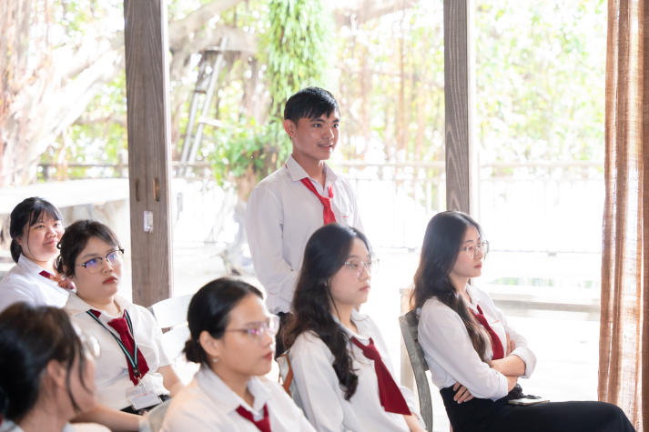 Exploring a Green Resort Experience with HUTECH Students at An Lam Retreats Saigon River 44