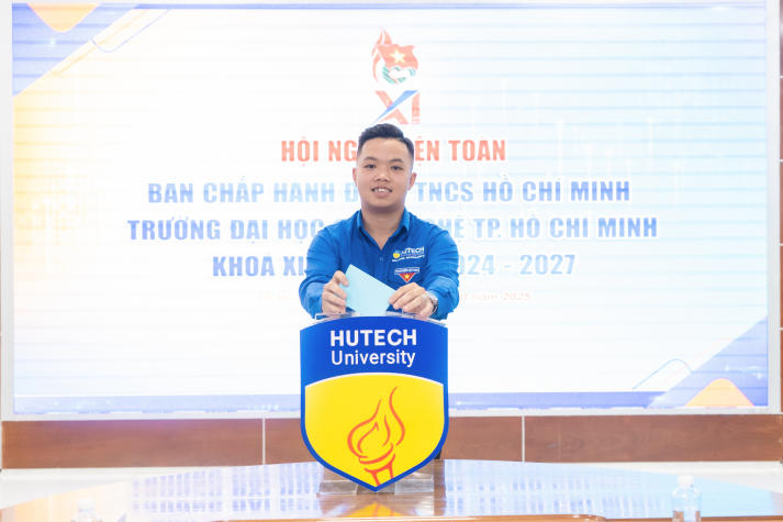 Ban Chấp hành Đoàn trường HUTECH củng cố nhân sự, sẵn sàng cho nhiệm vụ mới 140