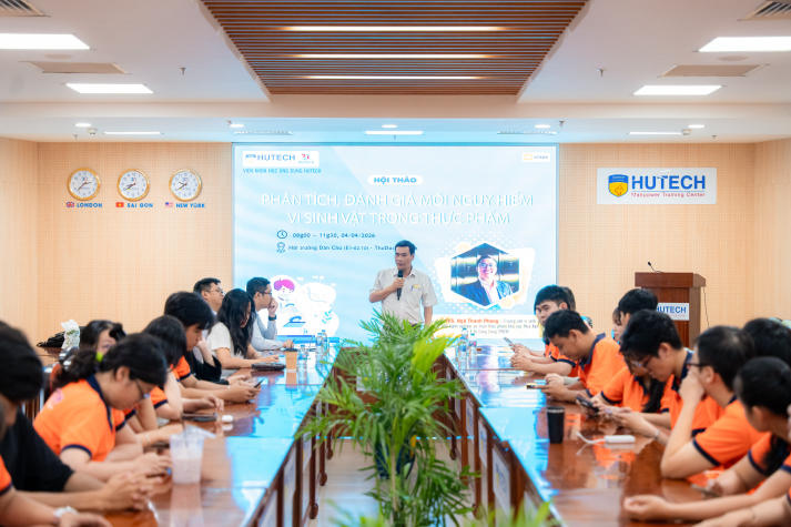 Sinh viên Viện Khoa học Ứng dụng trang bị kỹ năng nhận diện các tác nhân vi sinh gây hại trong chuỗi cung ứng thực phẩm 8