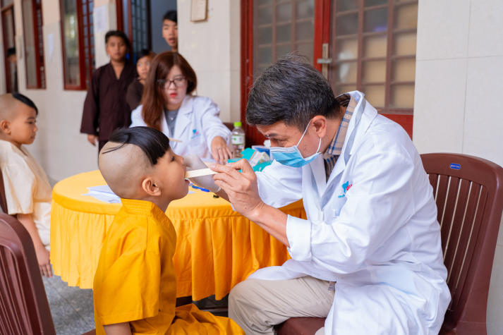“Cho đi là còn mãi” - Hành trình sẻ chia yêu thương của cộng đồng Cựu sinh viên và Doanh nhân HUTECH 59
