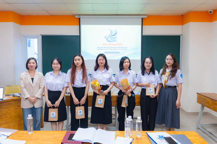 Khoa Hàn Quốc học ra mắt Ban Chấp hành Liên chi Hội nhiệm kỳ mới đầy kỳ vọng 127