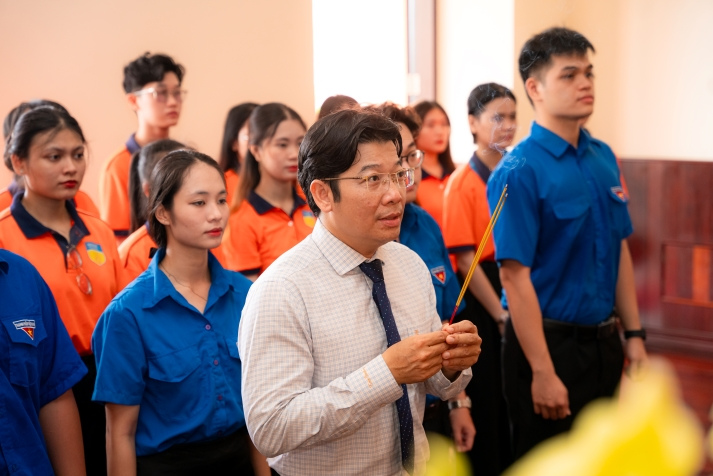 Lộ diện Top 3 đội thi xuất sắc vào vòng Chung kết Cuộc thi Olympic Tư tưởng Hồ Chí Minh lần thứ 3 26