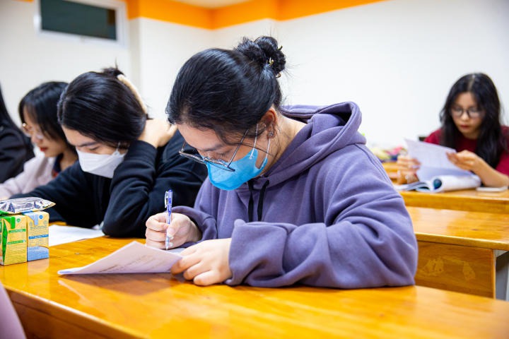 Sinh viên Hàn Quốc học luyện “Chiến lược giải đề thi đọc TOPIK” 66