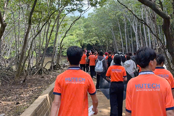 Trải nghiệm thực tế du lịch bền vững tại Cần Giờ cùng sinh viên Khoa Quản trị Du lịch - Nhà hàng - Khách sạn 24
