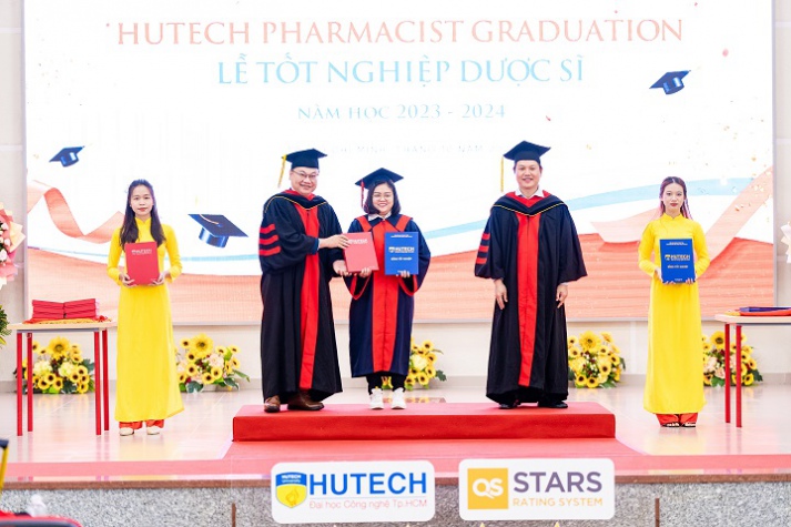 HUTECH thông báo tuyển sinh liên thông từ Cao đẳng lên Đại học ngành Dược năm 2024 - Đợt 1 201