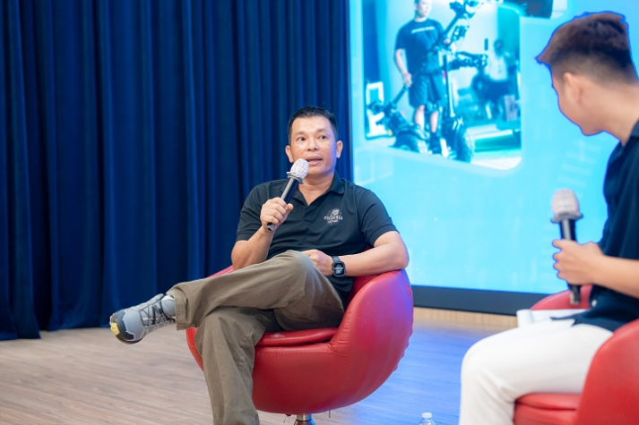 [Video] Steadicam Lê Bảo Hân tiếp lửa nghề, truyền cảm hứng đến sinh viên HUTECH 46