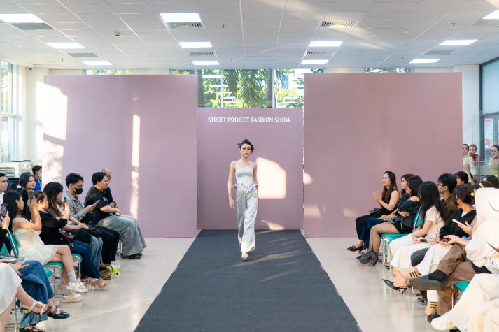 Sinh viên Thiết kế thời trang “lên sàn” với đồ án thực tế, từng bước định hình tư duy làm nghề 37