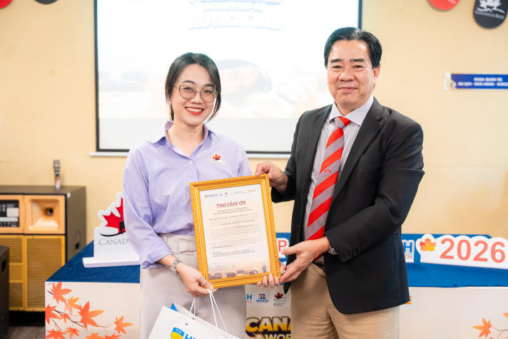 [Video] Sinh viên Quản trị nhà hàng và dịch vụ ăn uống sáng tạo món ngon cùng nguyên liệu bò Canada cao cấp 12