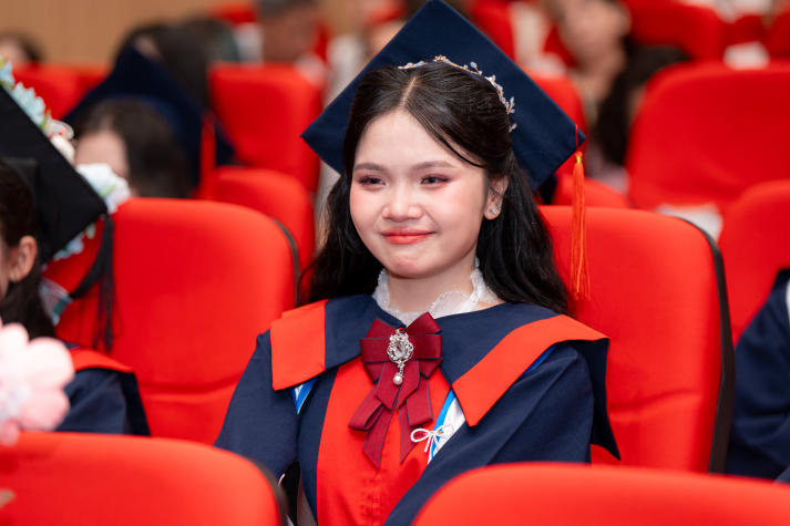 Ngày tốt nghiệp: Tân khoa HUTECH vững vàng bước vào “đại lộ thành công” 20