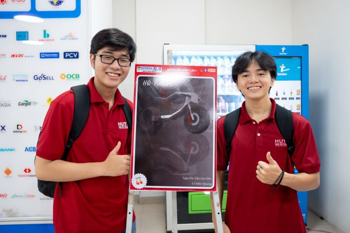 Sinh viên HUTECH ghi dấu ấn với loạt sản phẩm từ các sân chơi kỹ thuật - công nghệ 95