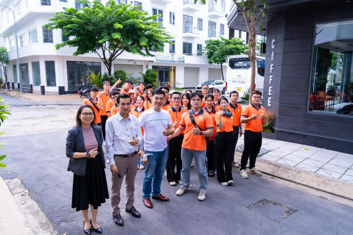 HUTECH Startup Tour 2025: Sinh viên HUTECH trải nghiệm thực tế khởi nghiệp tại Bến Tre 19